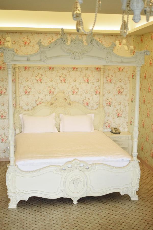 Bliss Bed And Breakfast Юйчі Екстер'єр фото